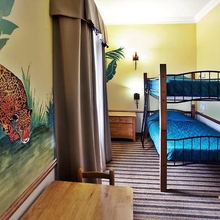 Holiday Inn Express Hotel & Suites Byron By Ihg Ngoại thất bức ảnh
