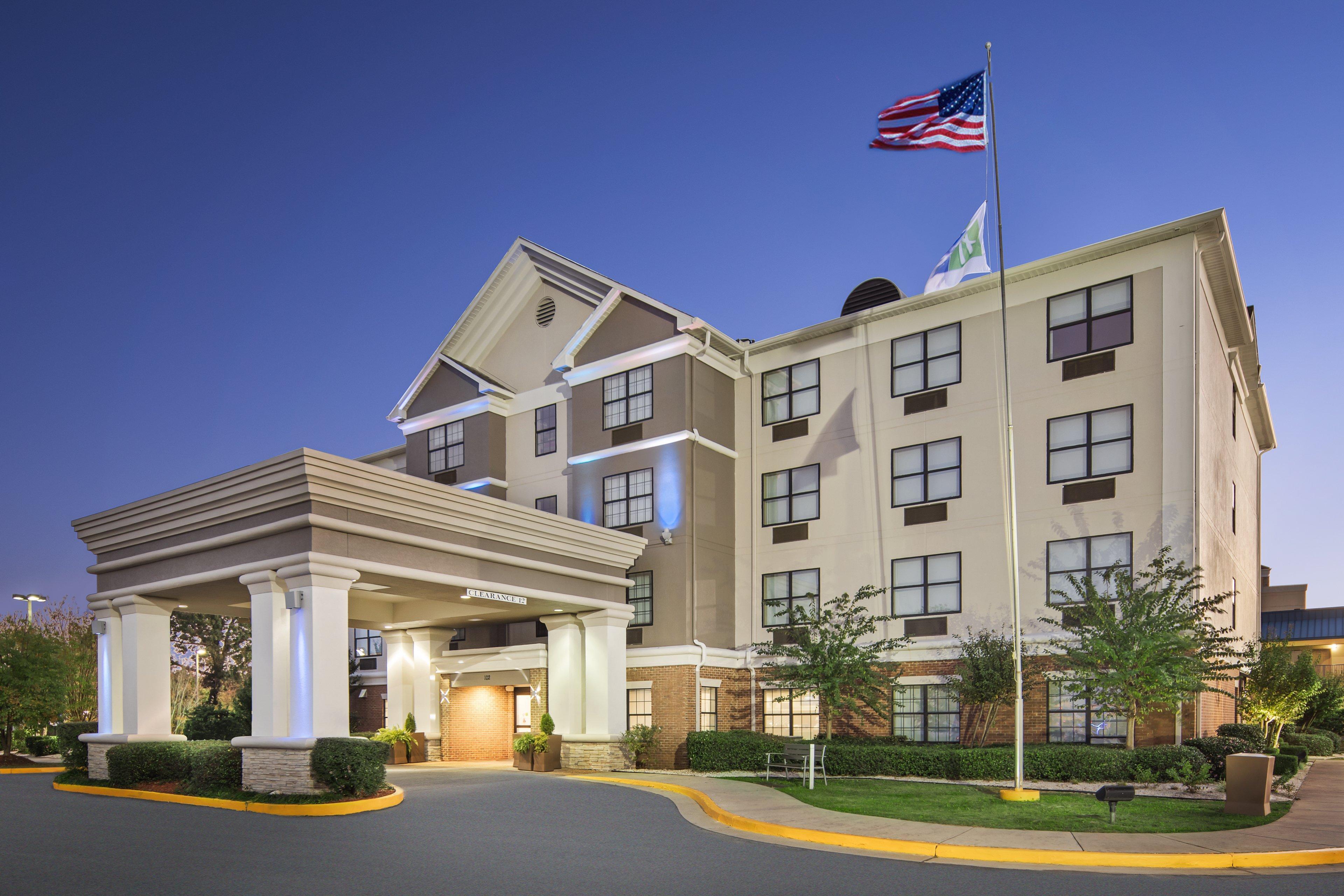 Holiday Inn Express Hotel & Suites Byron By Ihg Ngoại thất bức ảnh