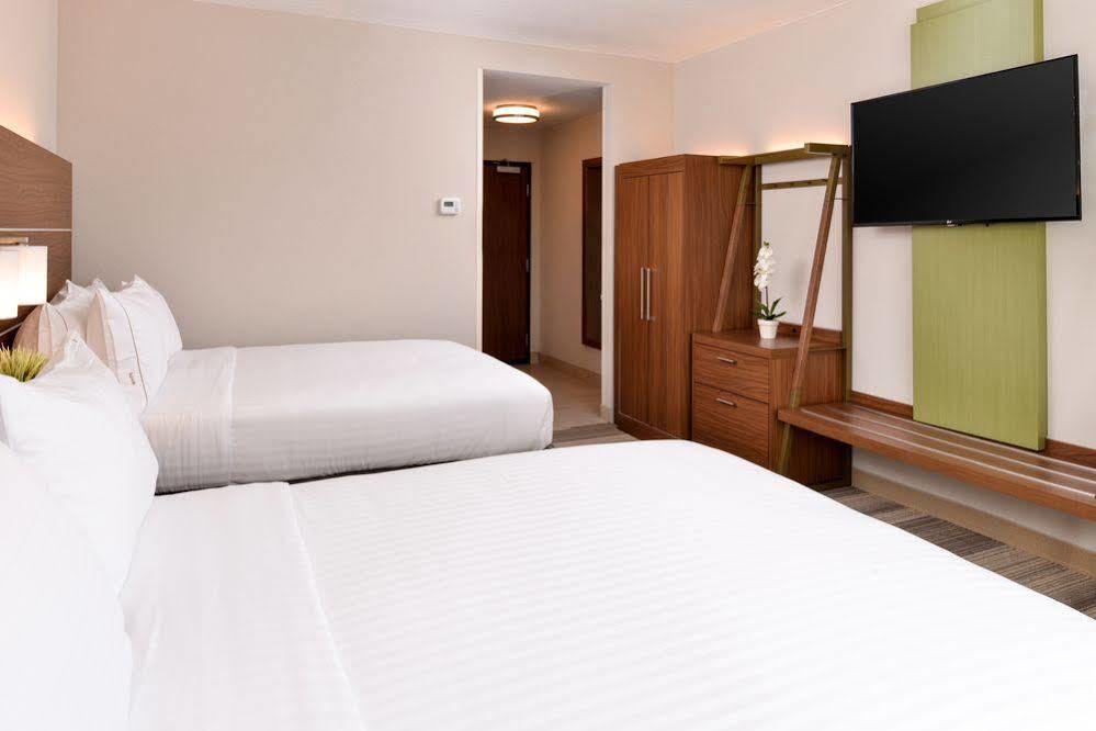 Holiday Inn Express Hotel & Suites Byron By Ihg Ngoại thất bức ảnh