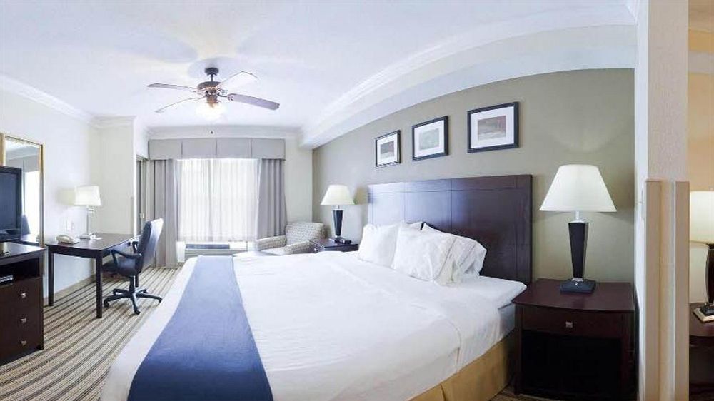 Holiday Inn Express Hotel & Suites Byron By Ihg Ngoại thất bức ảnh